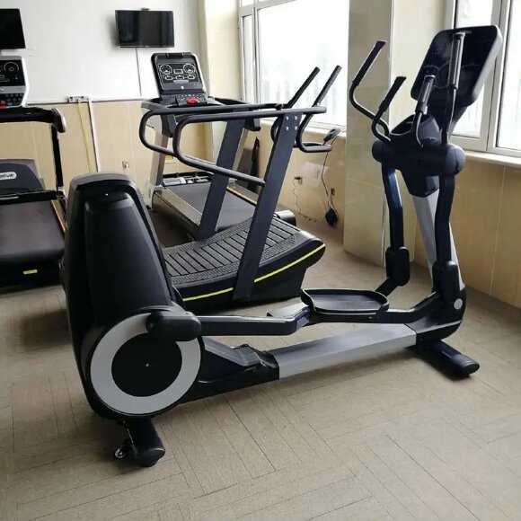 Эллиптический тренажер Insight Fitness EB8000 Эллиптический тренажер Insight Fitness EB8000