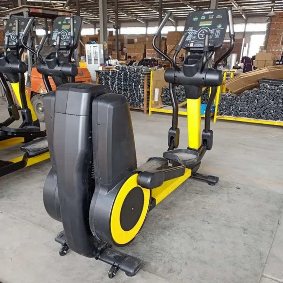 Эллиптический тренажер Insight Fitness EB8000 Эллиптический тренажер Insight Fitness EB8000